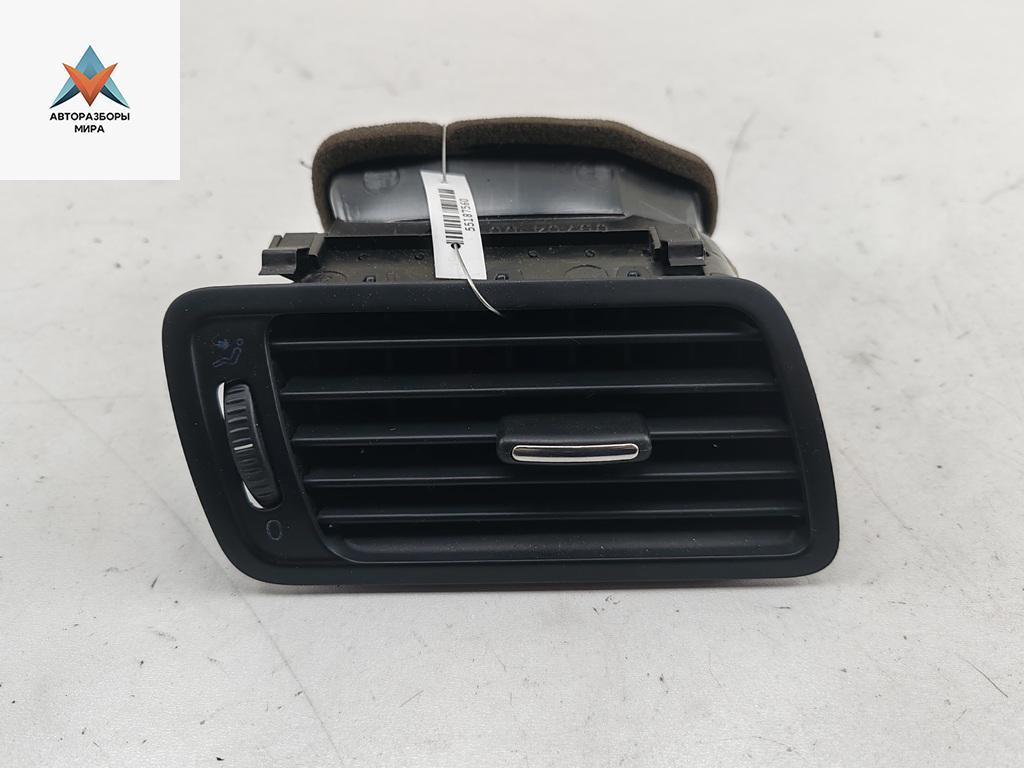 дефлектор обдува салона Volkswagen Passat B6 2006, 2.0 л., дизель, МКПП, чёрный, универсал, 3C1819702 - фото №1