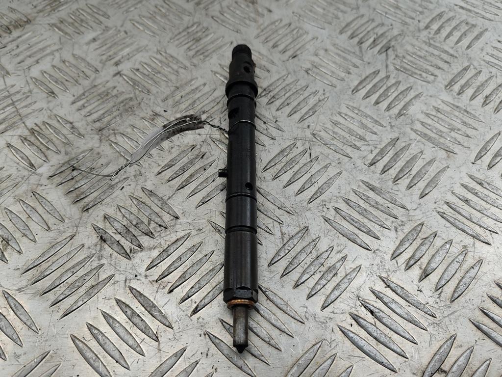 форсунка Volkswagen Passat B5+ (GP) 2005, 2.5 л., дизель, МКПП, синий, универсал, 059130201G, 0432133786584