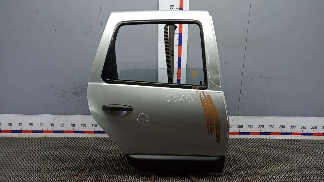 дверь задняя правая Renault Duster 1 поколение 2013, 1.5 л., дизель, МКПП, внедорожник 5 дв. - фото №1