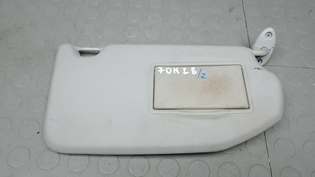 козырек солнцезащитный Ford EcoSport 2 поколение 2015, 1.5 л., бензин, МКПП, внедорожник 5 дв. - фото №1