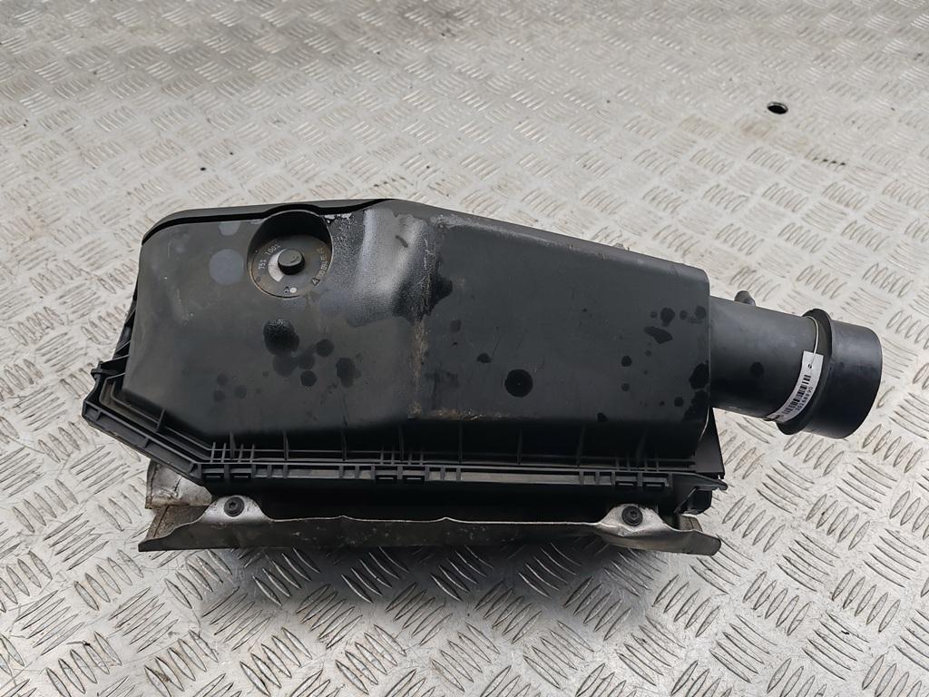 корпус воздушного фильтра Mercedes-Benz C W203 2002, 2.2 л., дизель, АКПП, серый, хетчбэк 3 дв., 6110901601, 6110902301