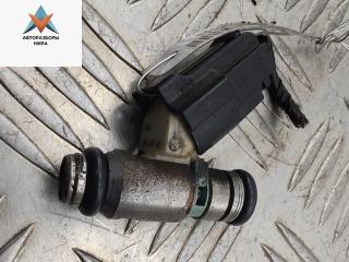 форсунка Volkswagen Golf 5 поколение 2004, 1.4 л., бензин, МКПП, чёрный, хетчбэк 3 дв., 036031AC