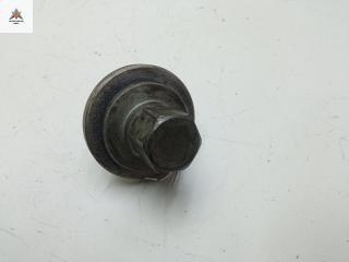 Болт крепления Kia Carnival VQ 2007, 2.9 л., дизель, МКПП, чёрный, минивэн