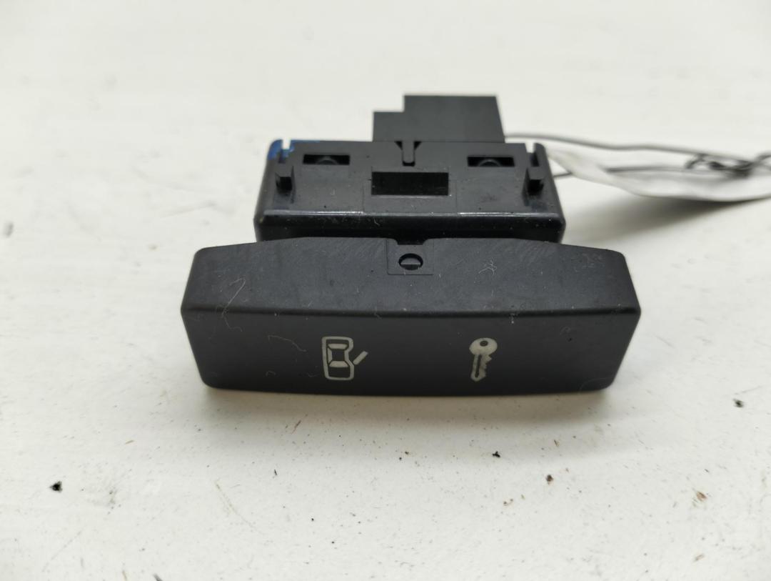 кнопка центрального замка Volkswagen Touareg 2006, 3.0 л., дизель, АКПП, чёрный, внедорожник 5 дв., 7L6962125