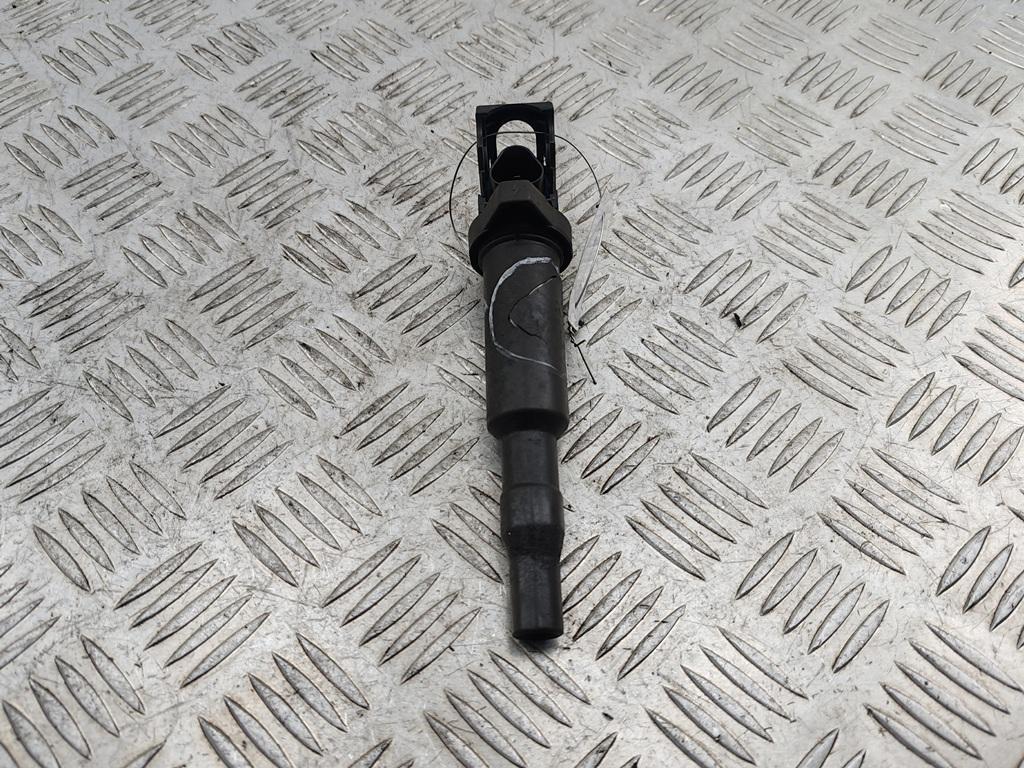 катушка зажигания BMW 5 E60/E61 2006, 2.5 л., бензин, МКПП, чёрный, седан, NGK-U5055162E