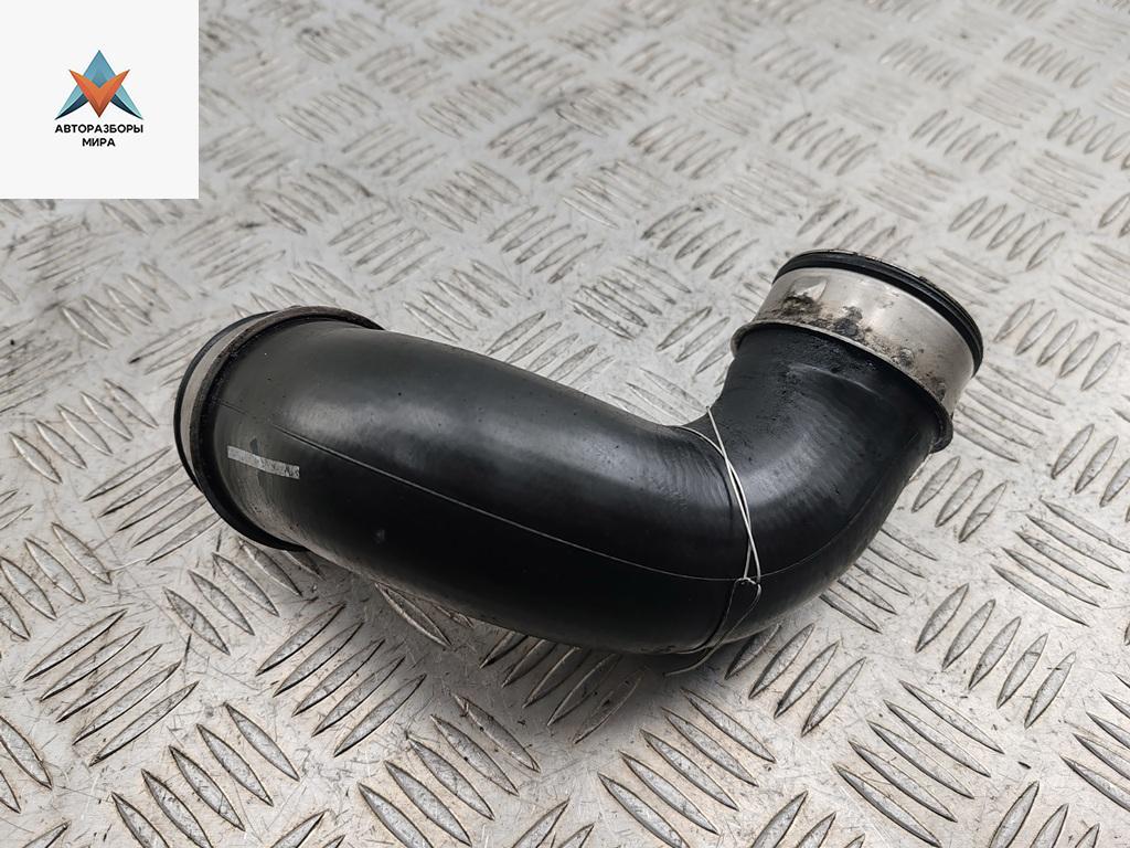 патрубок интеркулера Mercedes-Benz C-Класс W203/S203/CL203 2002, 2.2 л., дизель, АКПП, серый, хетчбэк 3 дв., 2035281482 - фото №1