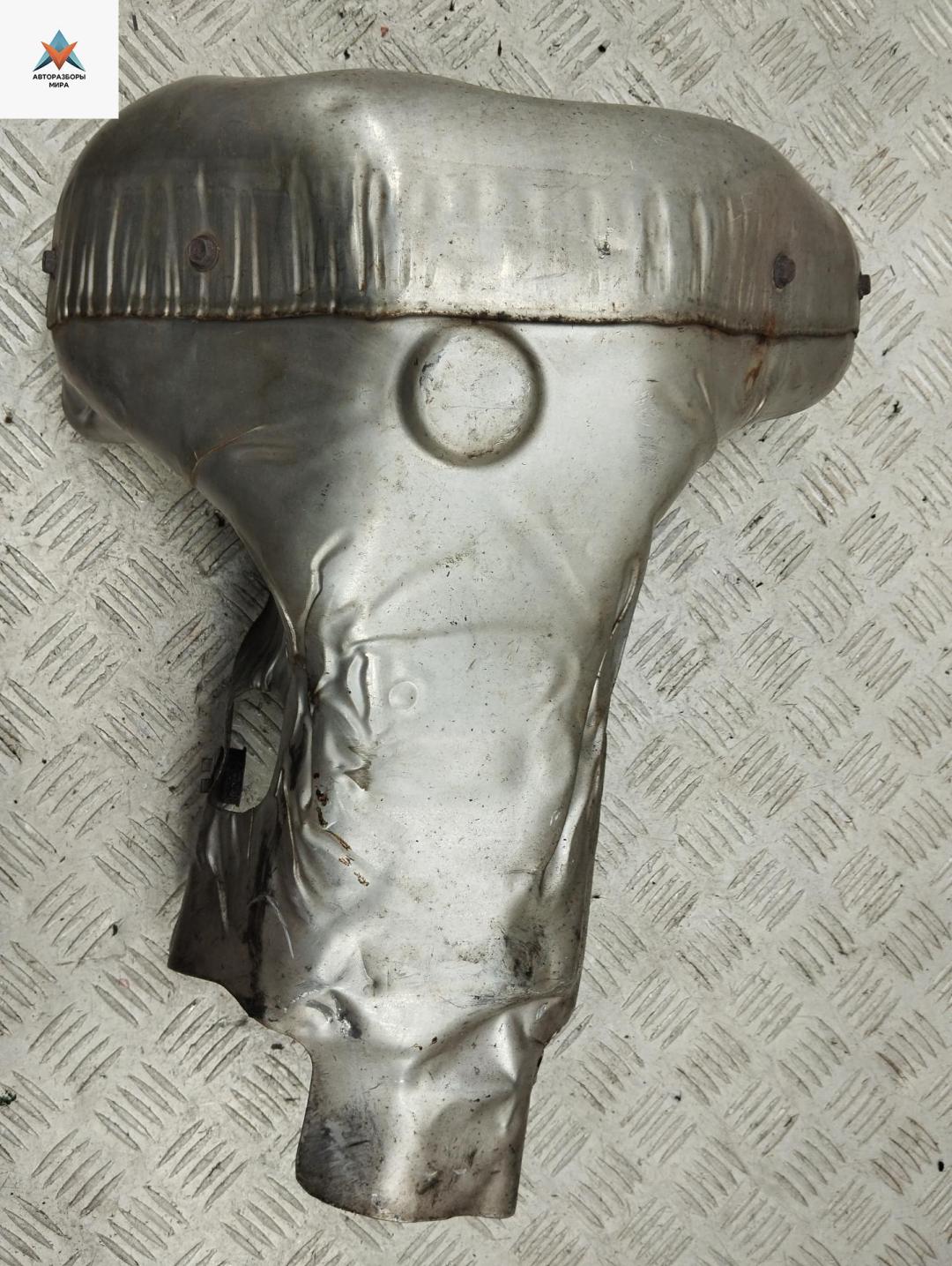 тепловой экран глушителя Ford Mondeo 3 поколение 2001, 2.0 л., бензин, АКПП, серый, универсал, 1S719N454BH - фото №1