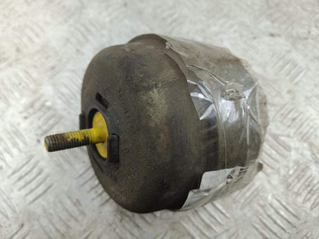 подушка крепления двигателя Audi A6 C6 2005, 2.0 л., дизель, МКПП, чёрный, седан