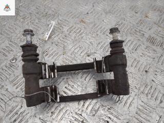 скоба суппорта Mercedes-Benz Vito-2 / Viano W639 2006, 2.2 л., дизель, МКПП, белый, микроавтобус