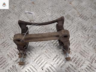 скоба суппорта Volkswagen Transporter T5 2006, 2.5 л., дизель, МКПП, белый, микроавтобус