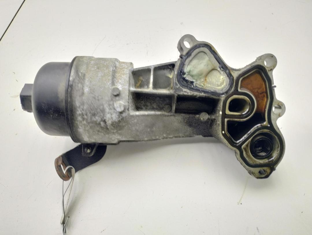 корпус масляного фильтра Peugeot 207 2007, 1.6 л., бензин, МКПП, кабриолет, 755652180