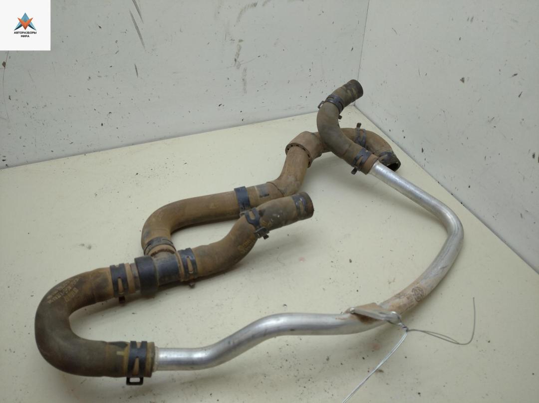 трубка охлаждающей жидкости Volkswagen Transporter T5 2006, 2.5 л., дизель, МКПП, 7H0813801 - фото №1