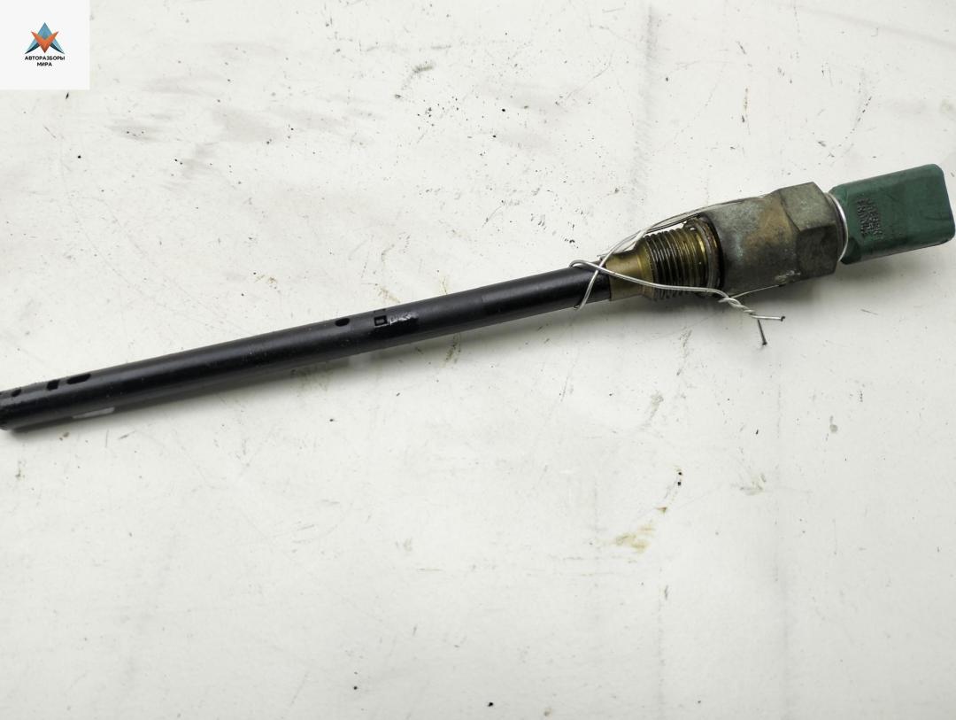 датчик уровня масла Peugeot 207 1 поколение 2007, 1.6 л., бензин, МКПП, серый, кабриолет, 9654613680 - фото №1