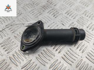 корпус термостата Volkswagen Passat B5 1997, 1.6 л., бензин, МКПП, зелёный, седан, 06B121121