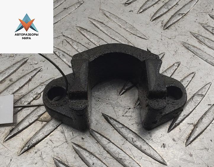 крепление форсунки BMW 5 серия E60/E61 2005, 2.5 л., дизель, МКПП, серый, универсал, 13537787215 - фото №1