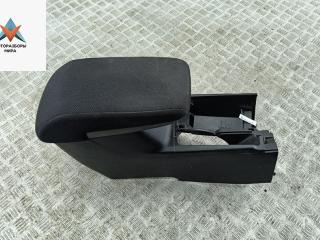 подлокотник Mitsubishi Outlander 1 поколение 2006, 2.0 л., бензин, МКПП, чёрный, внедорожник 5 дв., MR979976