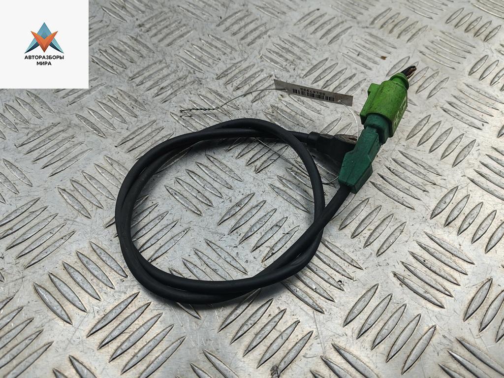 датчик детонации Audi A4 B6 2004, 1.8 л., Ti, бензин, МКПП, серый, универсал, 07D905377 - фото №1