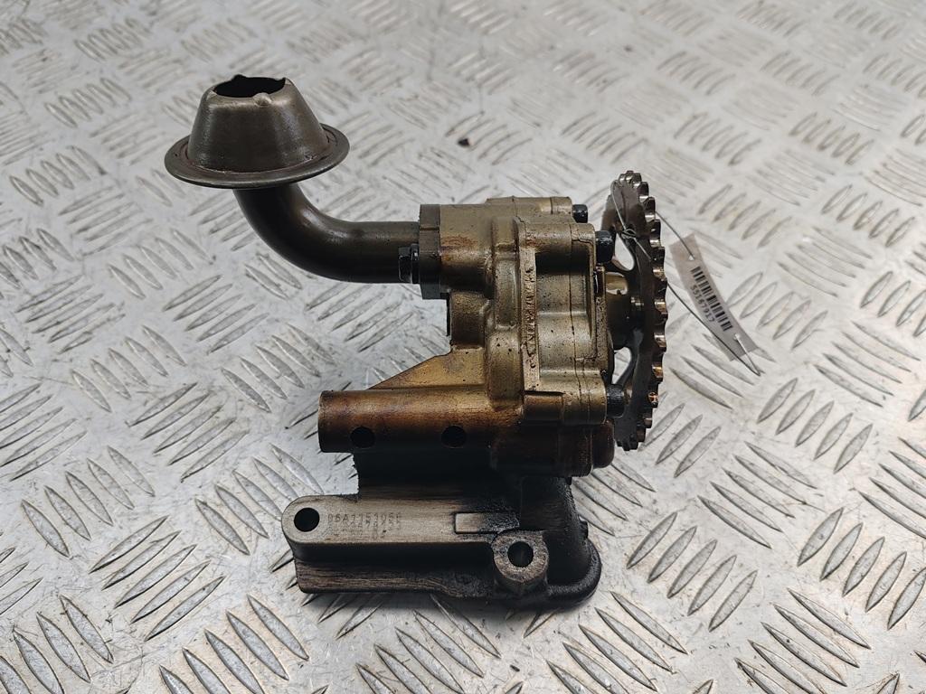 насос масляный Audi A4 B6 2004, 1.8 л., Ti, бензин, МКПП, серый, универсал, 06A115105B