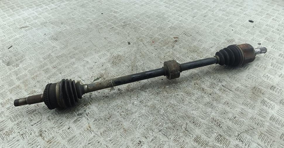 полуось передняя правая (приводной вал, ШРУС) Nissan Primera P12 2006, 1.8 л., бензин, МКПП, чёрный, универсал