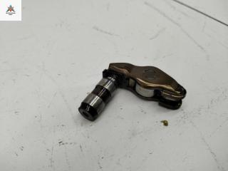 коромысло клапана (рокер) Volkswagen Passat B6 2006, 2.0 л., бензин, АКПП, чёрный, универсал