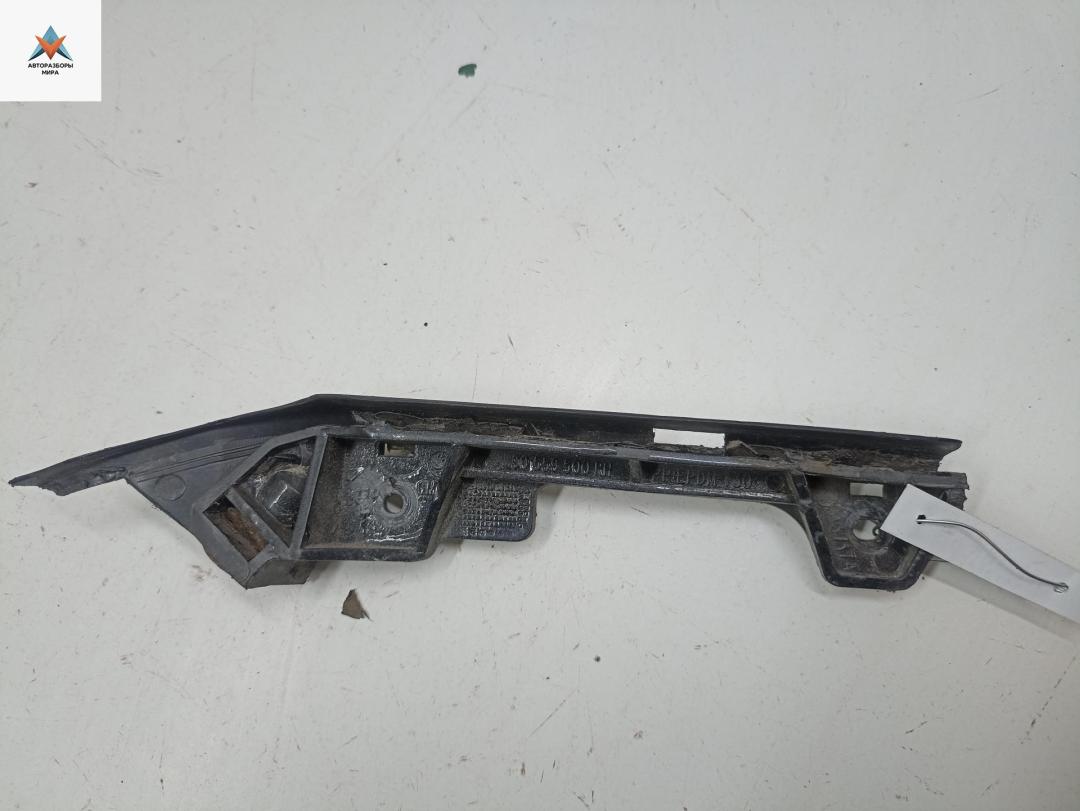 кронштейн переднего бампера Opel Astra G 2000, 1.6 л., бензин, МКПП, чёрный, хетчбэк 5 дв., 90599500 - фото №1