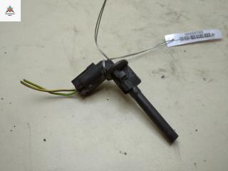 Датчик уровня охлаждающей жидкости Mercedes-Benz Vito-2 / Viano W639 2006, 2.2 л., дизель, МКПП, белый, микроавтобус