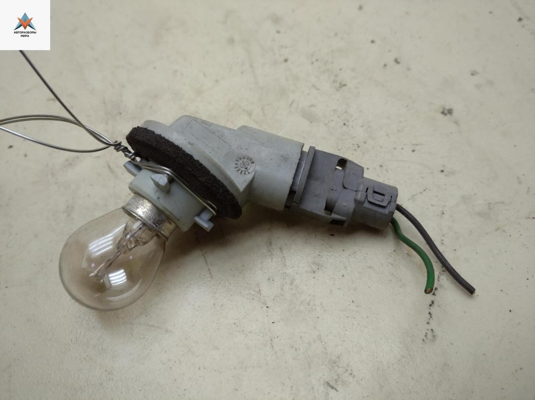 Патрон лампы указателя поворота Opel Movano A 1998, 2.8 л., дизель, МКПП, серый, микроавтобус - фото №1
