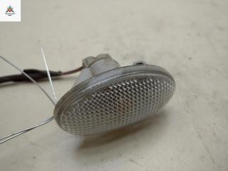 повторитель передний левый Mercedes-Benz Vito-2 / Viano W639 2006, 2.2 л., дизель, МКПП, белый, микроавтобус