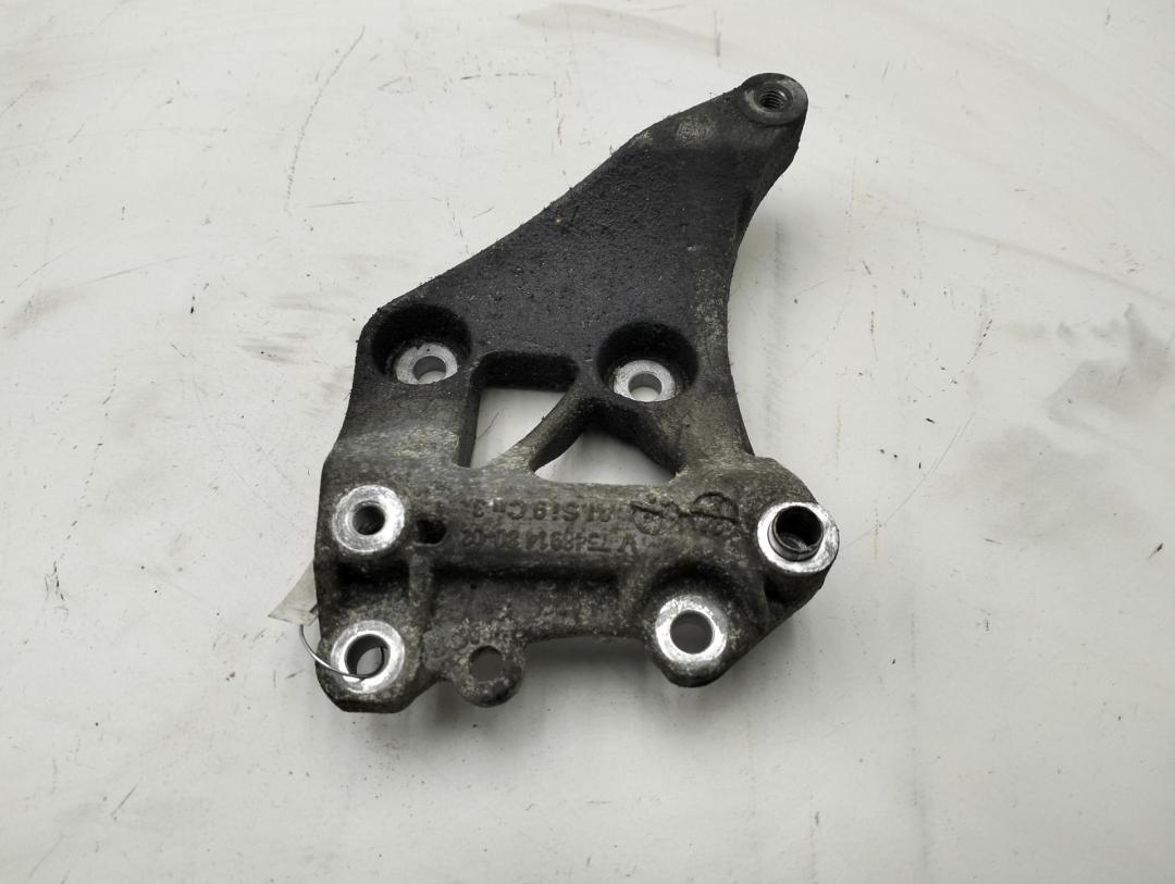 кронштейн компрессора кондиционера Peugeot 207 2007, 1.6 л., бензин, МКПП, серый, кабриолет, 754891480