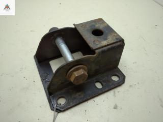 кронштейн рессоры Renault Master 2 поколение 2000, 2.8 л., дизель, МКПП, белый, микроавтобус