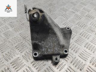 кронштейн двигателя Mercedes-Benz CLS-Класс C219 2005, 3.5 л., бензин, АКПП, чёрный, седан, 2722231604