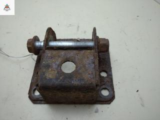 кронштейн рессоры Renault Master 2 поколение 2000, 2.8 л., дизель, МКПП, белый, микроавтобус