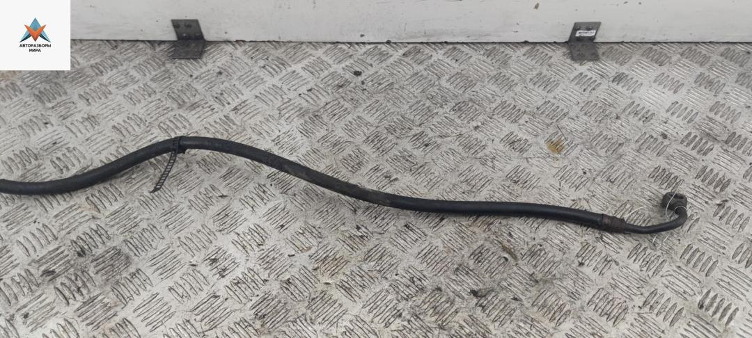 шланг гидроусилителя Audi A4 B5 1995, 1.8 л., бензин, МКПП, зелёный, седан - фото №1