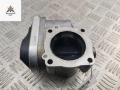 заслонка дроссельная Volkswagen Golf 4 поколение 2001, 1.6 л., бензин, МКПП, чёрный, хетчбэк 5 дв., V10-81-0068, 987085997 - фото №2