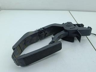 педаль Mercedes-Benz E-Класс W211/S211 2003, 2.2 л., дизель, МКПП, бежевый, универсал, 2113000404