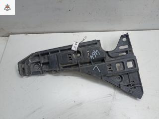 кронштейн переднего бампера Opel Signum C [рестайлинг] 2005, 1.9 л., дизель, МКПП, чёрный, хетчбэк 5 дв., 13182961