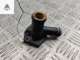 фланец (тройник) системы охлаждения Volkswagen Golf 3 поколение 1995, 1.8 л., бензин, АКПП, синий, хетчбэк 3 дв., 50032537