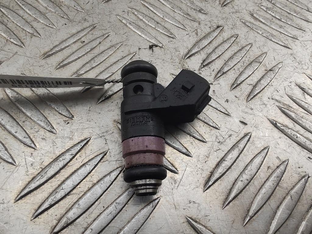 форсунка Renault Scenic II 2007, 1.6 л., бензин, МКПП, синий, минивэн, 8200132259