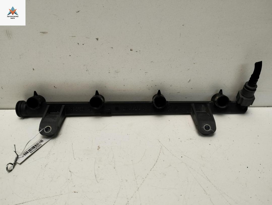 топливная рампа Dacia (Renault) Logan 2006, 1.4 л., бензин, МКПП, синий, седан, 7700494284 - фото №1