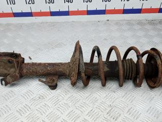 Стойка Renault Duster 1 поколение 2013, 1.5 л., дизель, МКПП, внедорожник 5 дв.