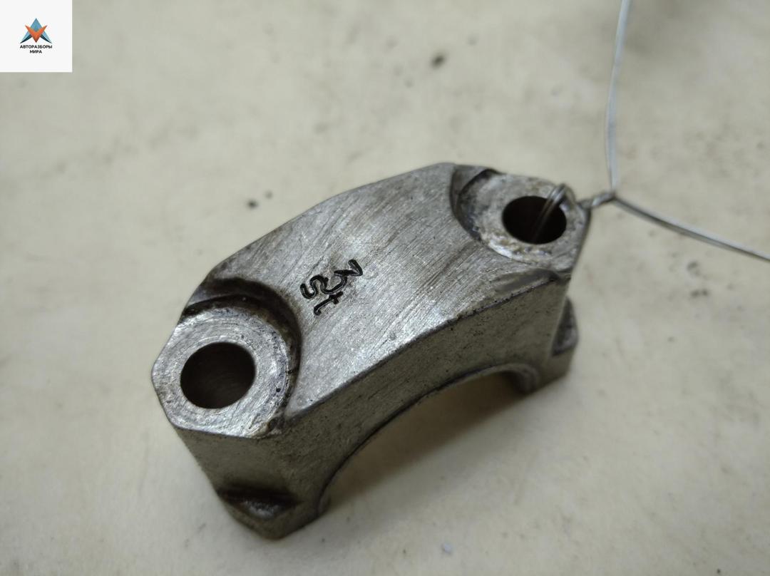 постель распредвала (бугель) Renault Master 2 поколение 2000, 2.8 л., дизель, МКПП, белый, микроавтобус - фото №1