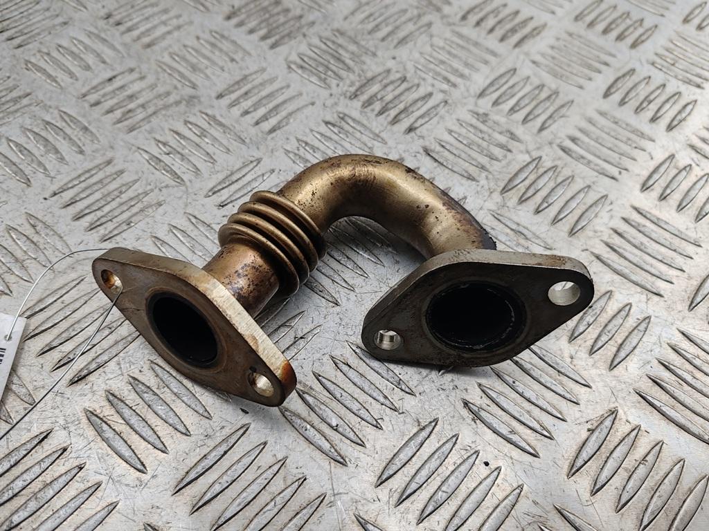 трубка системы рециркуляции EGR Volkswagen Passat B6 2008, 2.0 л., дизель, МКПП, чёрный, универсал, 03G131521AM