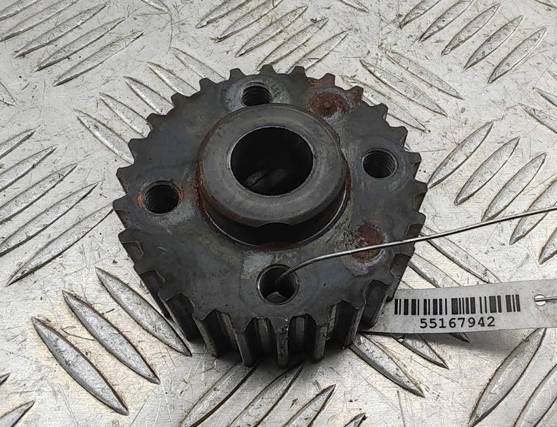 шестерня (звездочка) коленвала Audi A4 B6 2004, 1.8 л., Ti, бензин, МКПП, серый, универсал, 06A105263D - фото №1