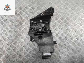 кронштейн ТНВД Chrysler Voyager 4 поколение [рестайлинг] 2004, 2.8 л., дизель, АКПП, серый, минивэн, 90512909G