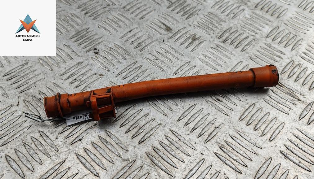 щуп двигателя Audi A4 B6 2001, 2.0 л., бензин, МКПП, серый, седан, 06B103663G - фото №1