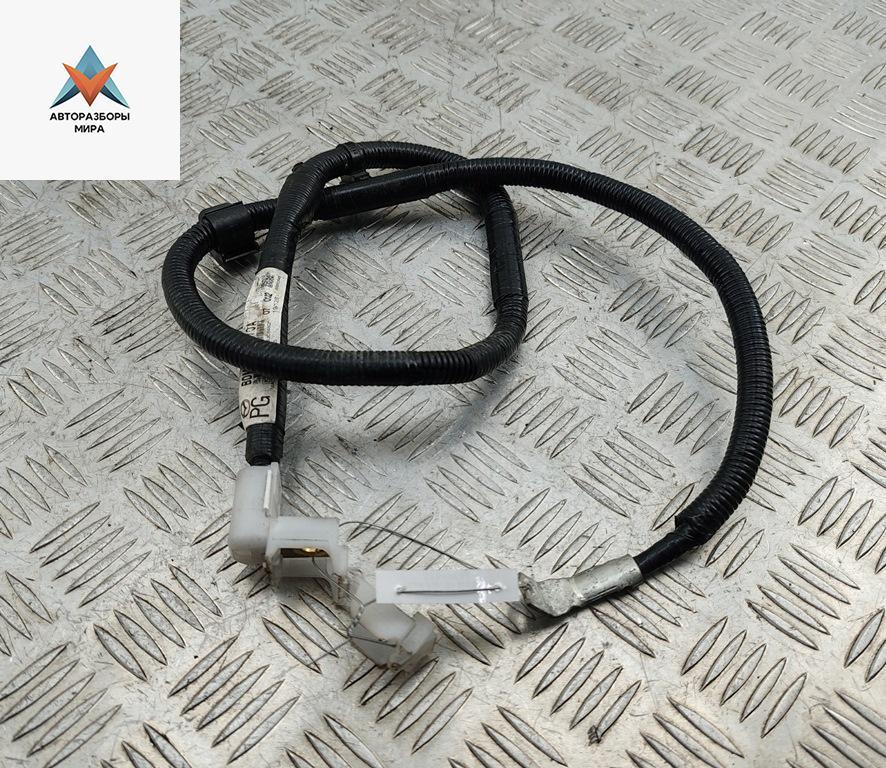 минусовой провод аккумулятора Mazda 3 BP 2019, 2.0 л., гибрид, МКПП, чёрный, хетчбэк 5 дв., BDMC-67-070A - фото №1