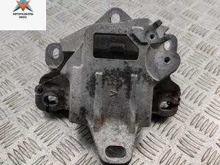 подушка крепления КПП Mazda 3 BP 2019, 2.0 л., гибрид, МКПП, чёрный, хетчбэк 5 дв.