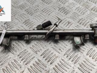 топливная рампа Audi A4 B6 2001, 2.0 л., бензин, МКПП, серый, седан, 058138681