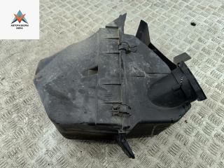 корпус воздушного фильтра Audi A6 4A/C4 1997, 1.8 л., бензин, МКПП, серый, универсал, 058133837B