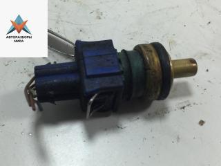 датчик температуры Volkswagen Passat B5 1998, 1.6 л., бензин, МКПП, красный, седан, 059919501